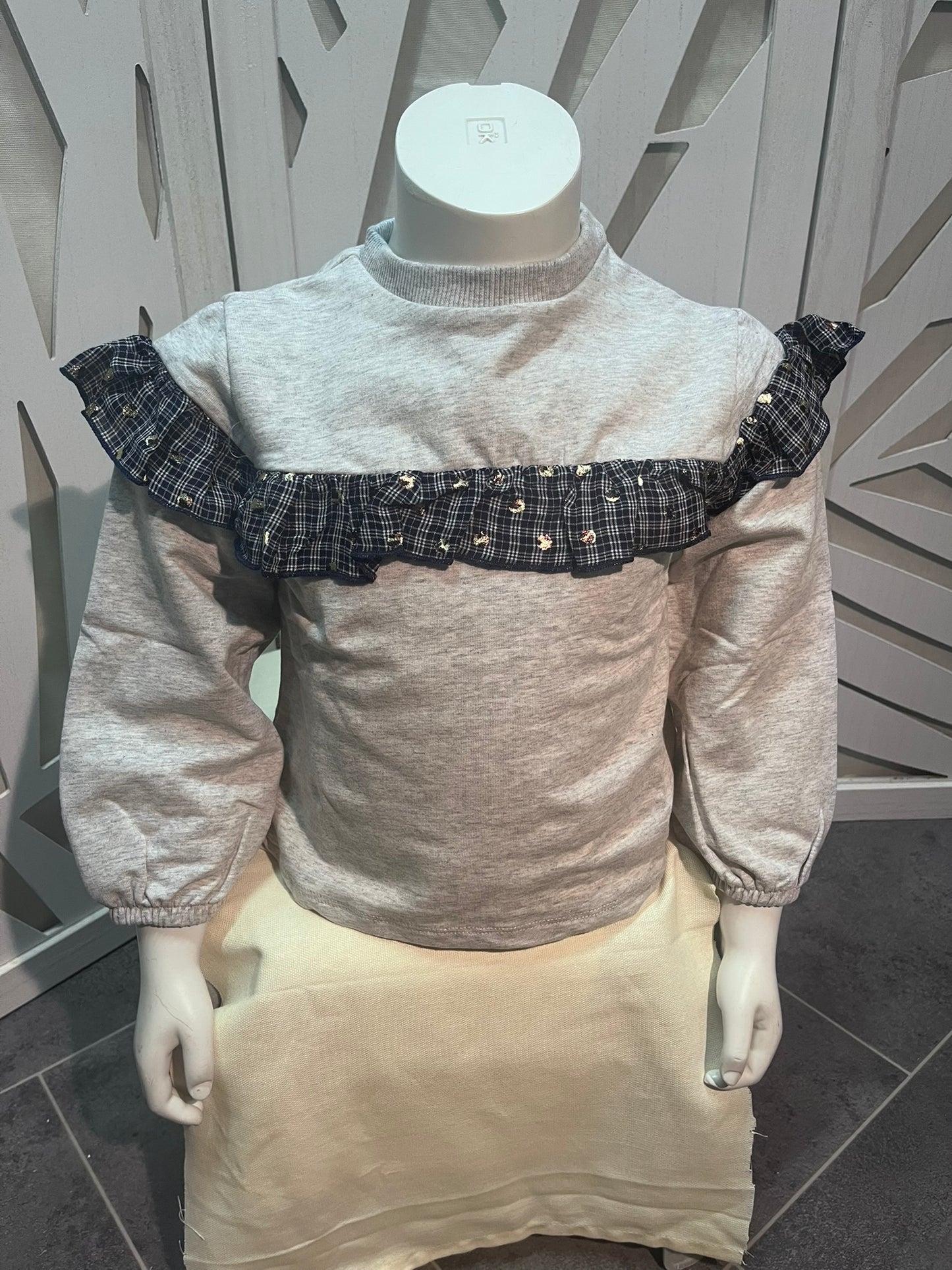 Louise Pullover