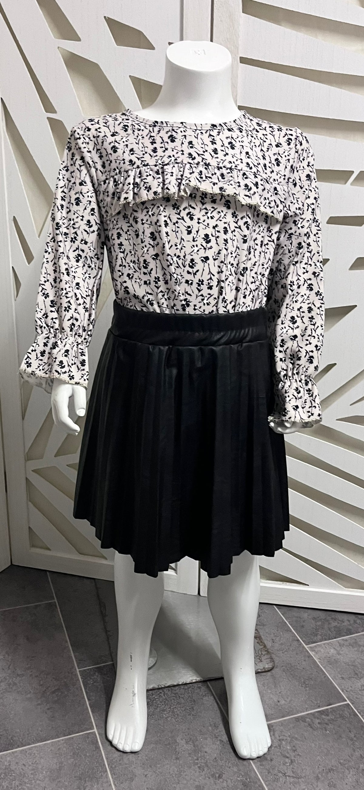 Conjunto Leonie