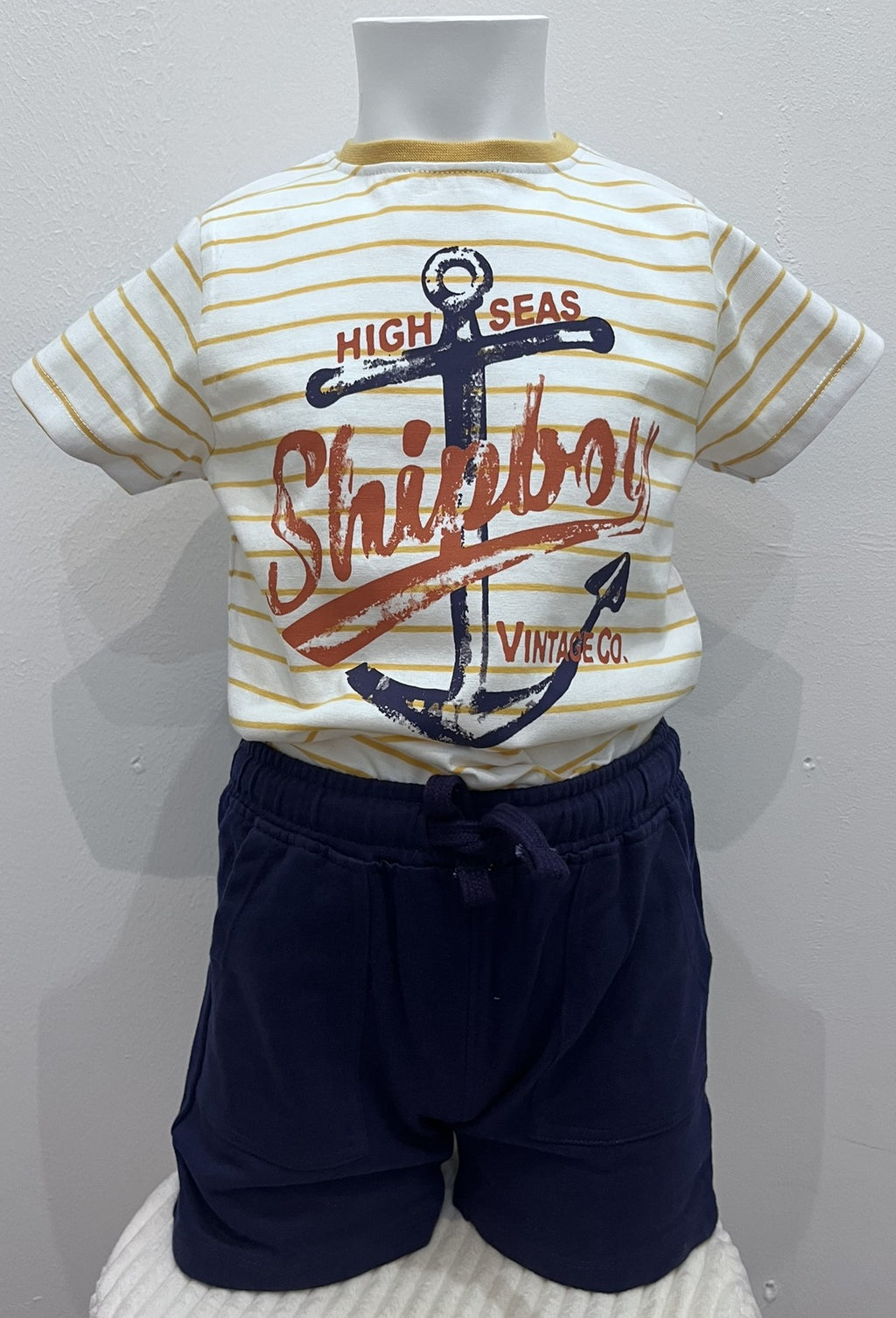 Conjunto Theo